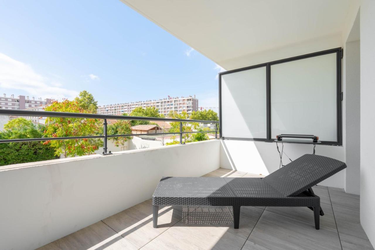 T2 Entre La Plage Et Le Velodrome-Terrasse / Parking Marseille Bagian luar foto